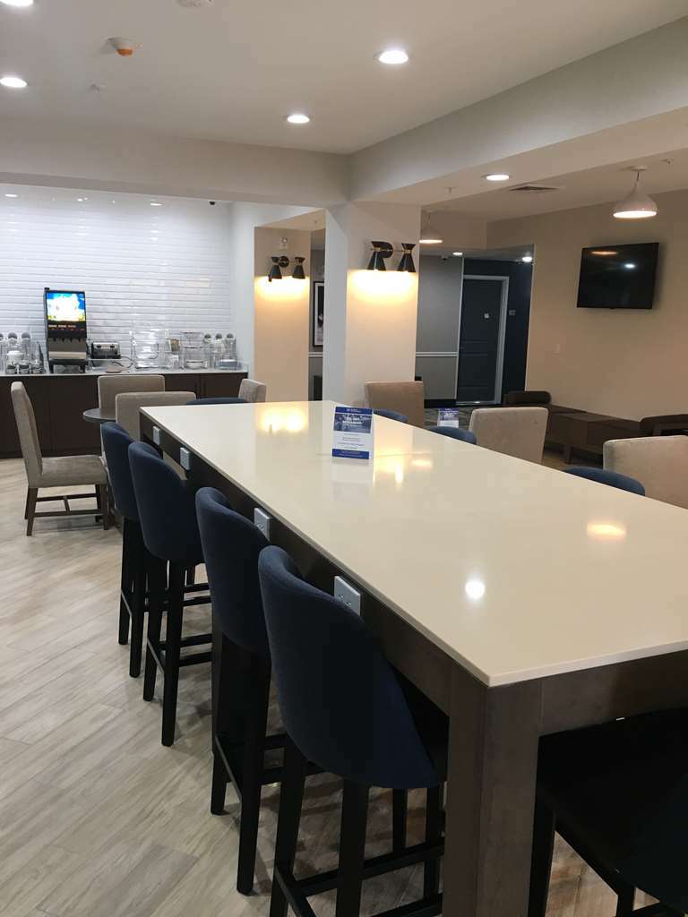 Best Western Plus New Barstow Inn & Suites Restaurant bilde