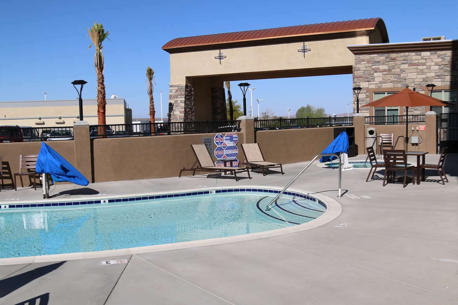 Best Western Plus New Barstow Inn & Suites Eksteriør bilde